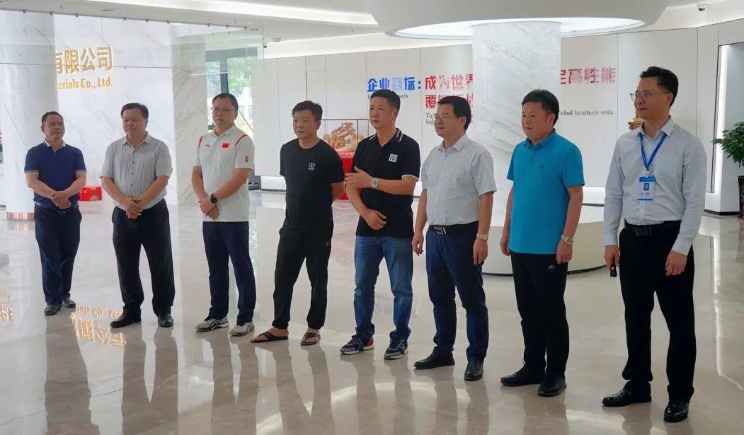 立讯精密王来胜副董事长一行到威廉希尔在线注册_威廉希尔（中国）材料考察