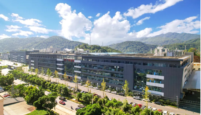 全国表彰丨威廉希尔在线注册_威廉希尔（中国）科技荣获“全国工业和信息化系统先进集体”称号